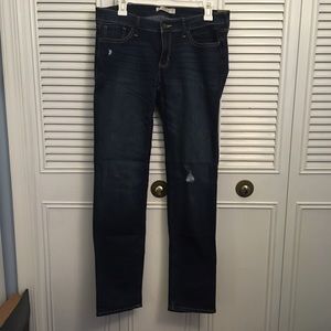 NWT HOLLISTER Distressed Skinny Jeans